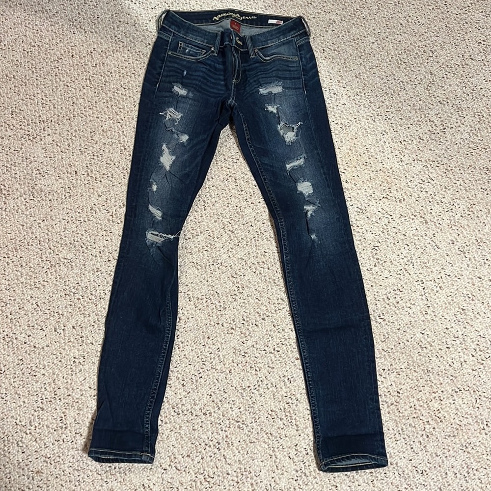 Arizona Jeans. Never worn. Size 1.